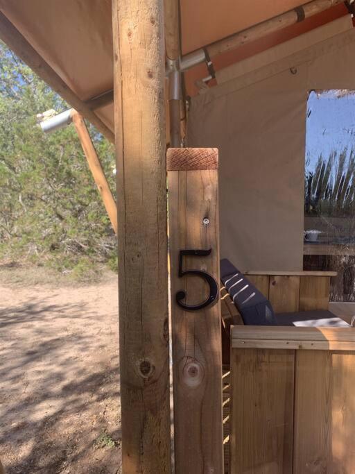 12 Fires Luxury Glamping With Heating #5 Hotel จอห์นสันซิตี้ ภายนอก รูปภาพ