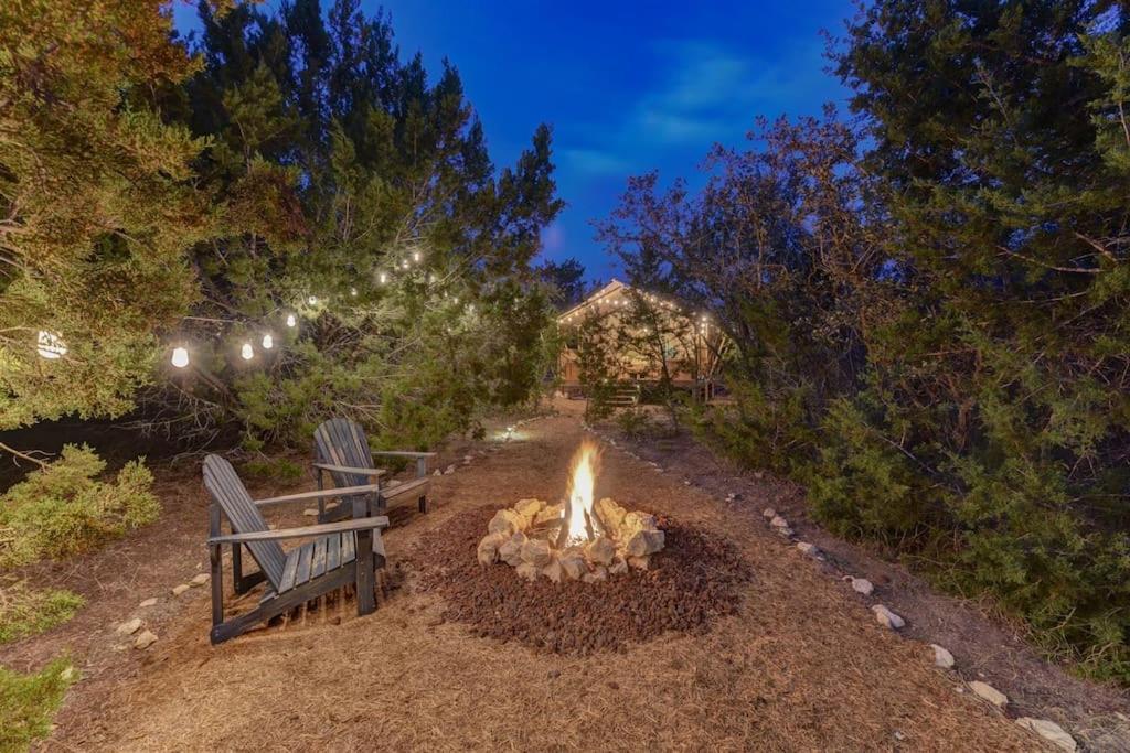 12 Fires Luxury Glamping With Heating #5 Hotel จอห์นสันซิตี้ ภายนอก รูปภาพ