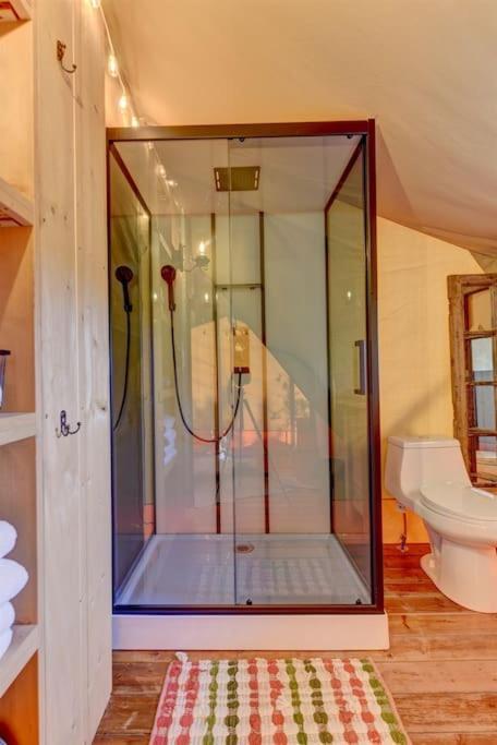 12 Fires Luxury Glamping With Heating #5 Hotel จอห์นสันซิตี้ ภายนอก รูปภาพ